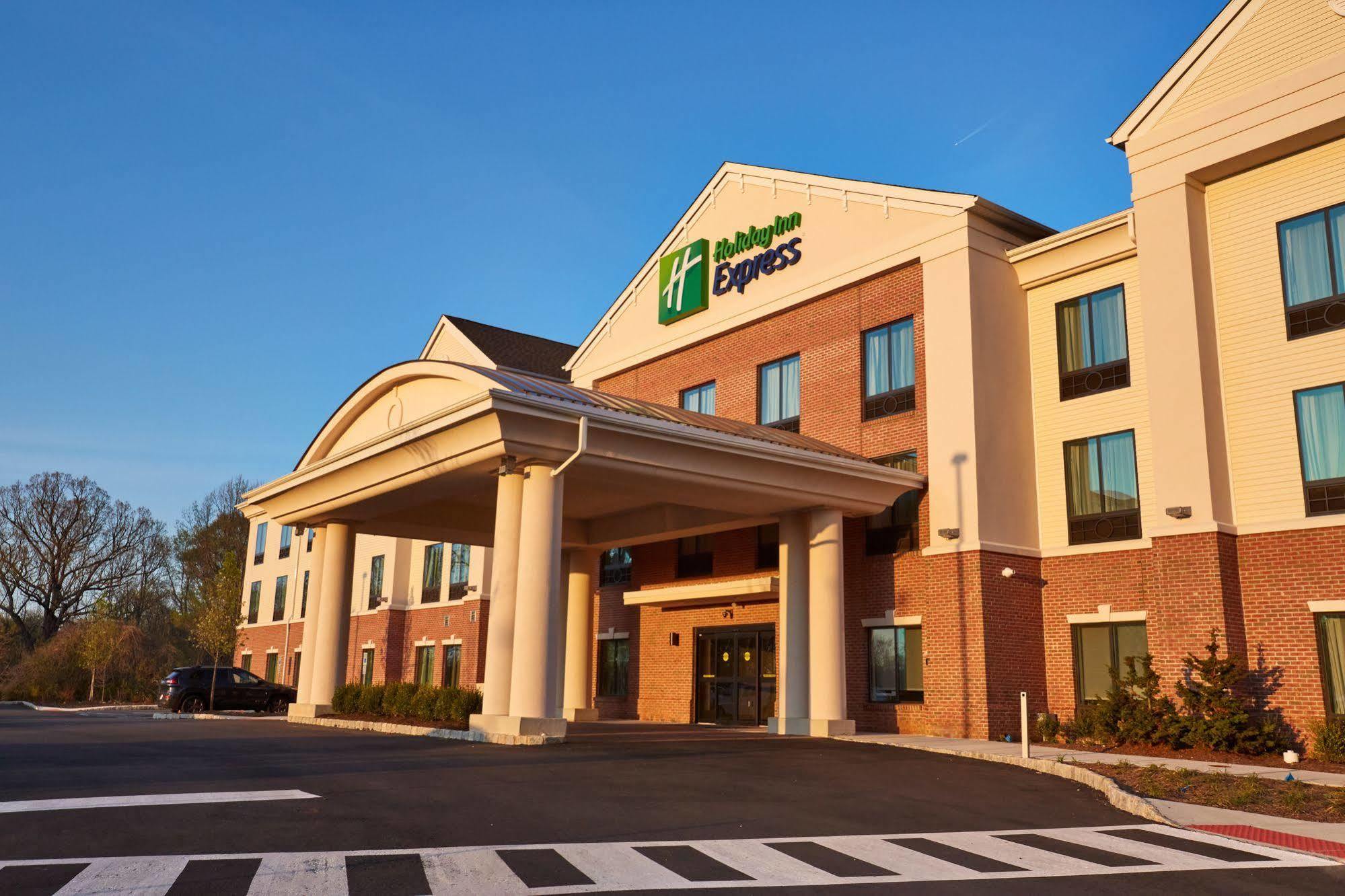 Holiday Inn Express Bordentown - Trenton South By Ihg Exterior foto